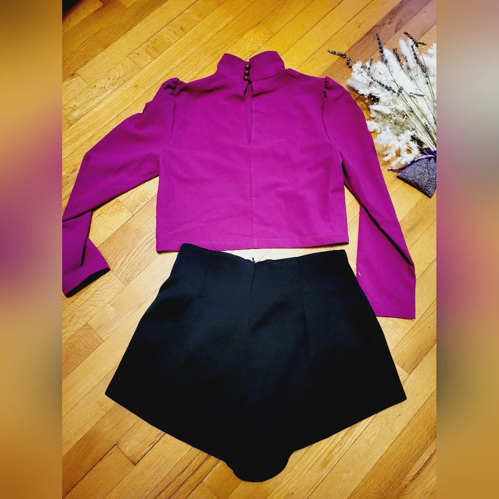 SOLD 🇨🇦 NWOT classy magenta top - Picture 2 of 7